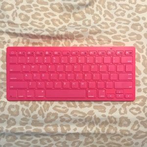 Wireless Bluetooth keyboard